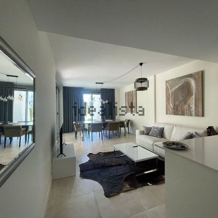 Alquiler de piso en Calle los Avellanos, 12 - Photo 1