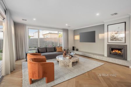 717 Waverley Road, Glen Waverley - Photo 3