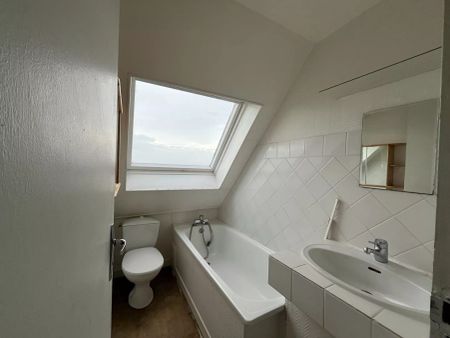 Appartement en duplex 3 pièces à louer au coeur de Saint Quentin 02100. - Photo 5