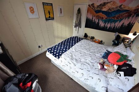 7 bedroom house to rent - Photo 3