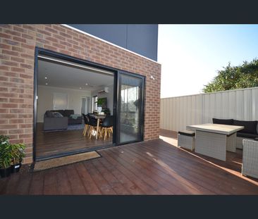 3/35 Sternberg Street, Kennington, Vic 3550 - Photo 2