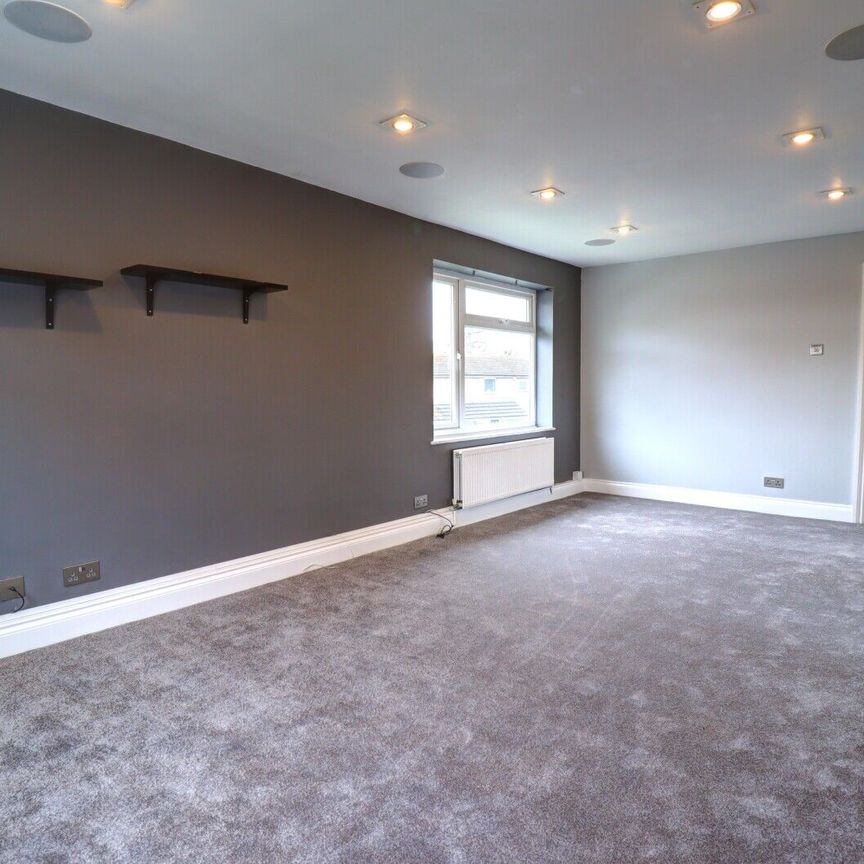 3 bedroom flat to rent, - Photo 1