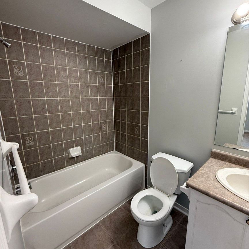 For Lease - 6 Corvette Court, Brampton, Ontario - Photo 1