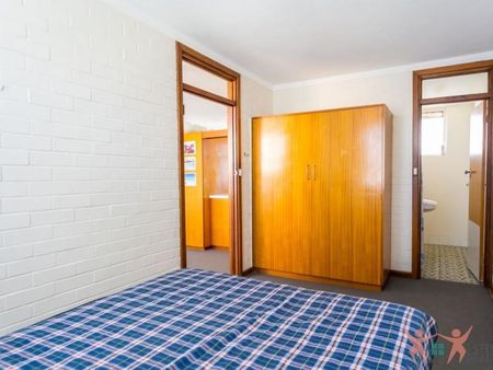 18/221 Clontarf Rd, Hamilton Hill - Photo 2