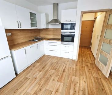 pronájem bytu 1+1, ul. Na Pěšině - Photo 1