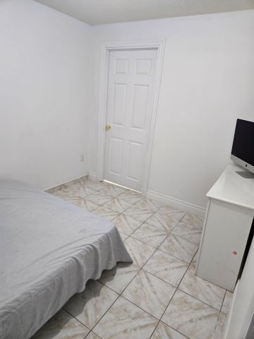 For Lease - 45 Flower Crescent Unit# Basement # 1, Toronto, Ontario - Photo 5