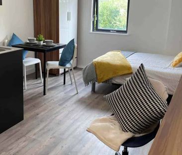 Premium Ensuite - Photo 6