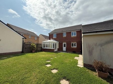 Rhodfa'r Ceffyl, Kidwelly, SA17 - Photo 2