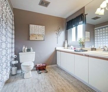 For Lease - 3145 Harris Crescent, Mississauga, Ontario - Photo 2