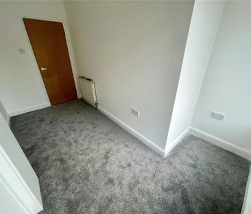 Alum Chine Road, Bournemouth, Dorset, BH4 - Photo 5