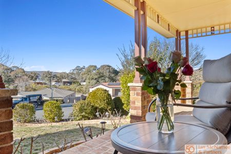 8 Binaburra Place, Queanbeyan NSW 2620 - House For Rent | Domain - Photo 3