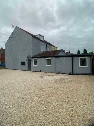 Church Street, DN5 - Photo 1