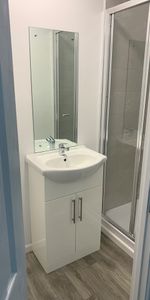 Room in a Shared House, Mary Road, B33 - Photo 3