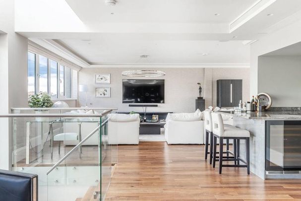 3 bedroom penthouse to rent - Photo 1