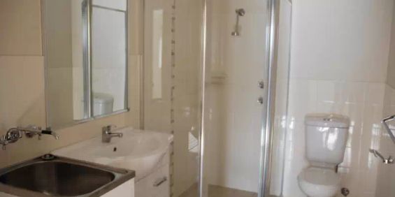 Lovely Home - Photo 3