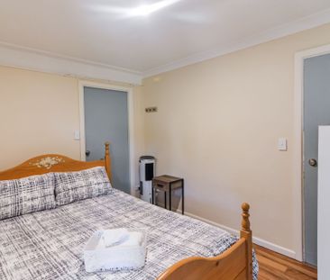 Cozy and Quiet Home for One - Photo 2