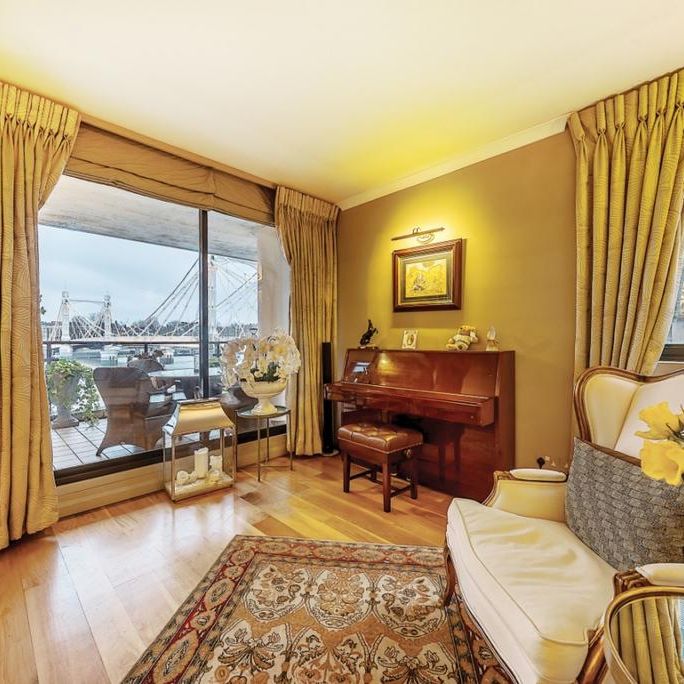 5 bedroom flat to rent - Photo 1