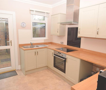 3 bedroom chalet to rent - Photo 1