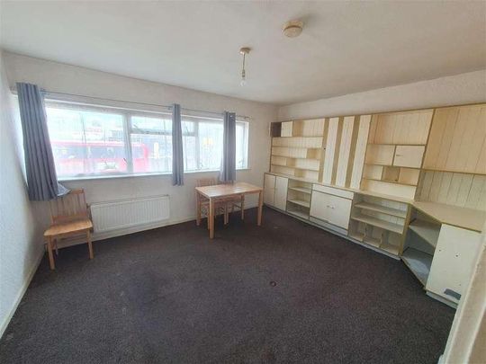 Uxbridge Road, Hayes, UB4 - Photo 1