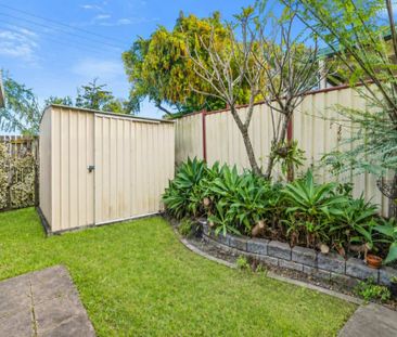 Comfortable 3-Bedroom Living in a Convenient Eagleby Location - Photo 1