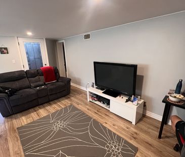 For Lease - 16 Langholm Drive Unit# Bsmt #2, Toronto, Ontario - Photo 5