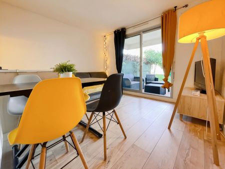 Location Appartement 2 pièces 23m² VILLENEUVE LOUBET 06270 - Photo 2