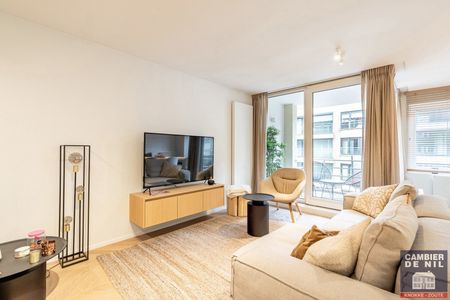 Volledig gerenoveerd appartement met 2 volwaardige slaapkamers – centrum Knokke - Photo 2