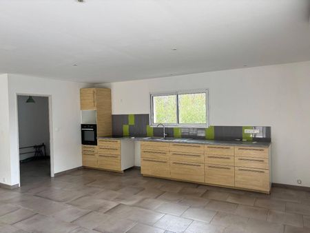 Location maison villa 4 pièces 105.4 m² à Gravières (07140) 5 - Photo 3