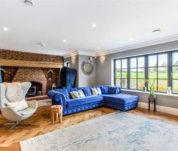 5 bedroom detached house to rent - Photo 2