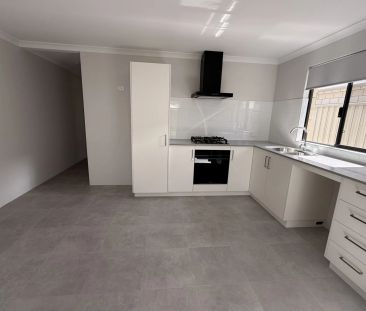 Brand New Low maintenance 2 x 1 x 1 in heart of South Yunderup - Photo 4