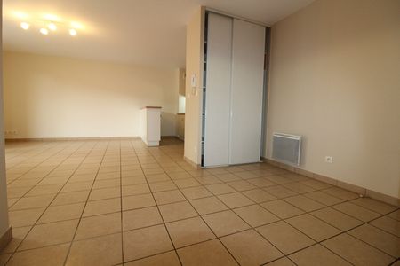 Location appartement 3 pièces, 63.22m², Lux - Photo 3