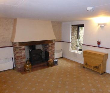 1 bedroom barn conversion to rent - Photo 2