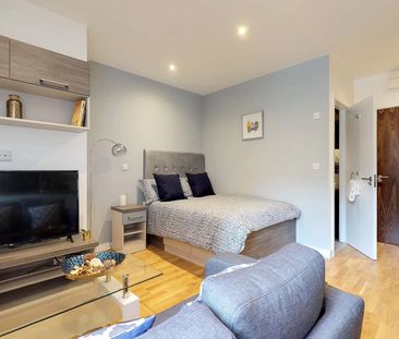 Apt 36, Onyx Residence - Photo 5