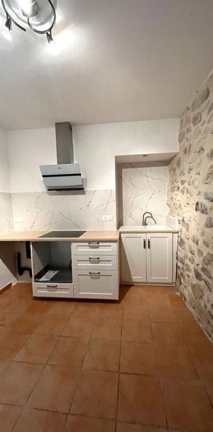 BOULBON - Maison de village avec jardin en face., - Photo 1