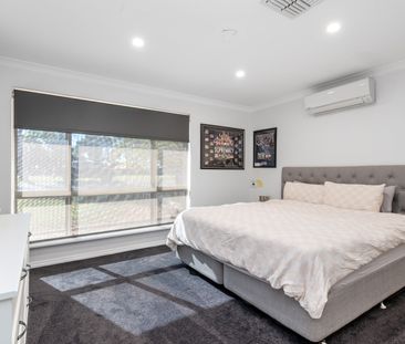 Renovated home complete with split systems and solar panels - Photo 4