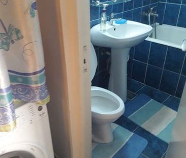 Inchiriez apartament 2 camere,zona garii, mobilat - Photo 4
