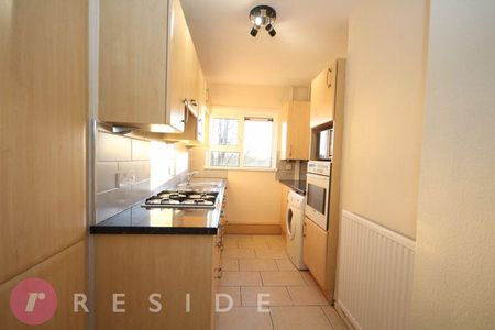 2 bedroom apartment to rent - Photo 5