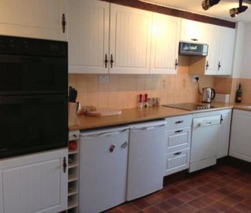 2 bedroom terraced house to rent - Photo 3
