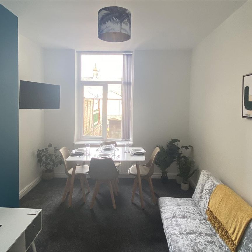 1 bed house to rent in Montague Road, Burnley, BB11 - Photo 1