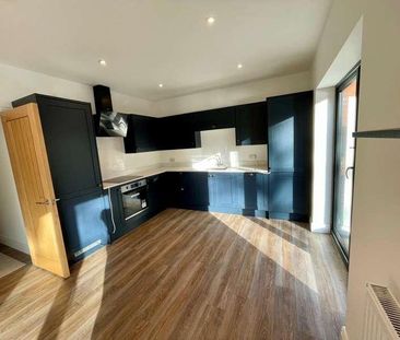 Finchampstead Road, Finchampstead, RG40 - Photo 4