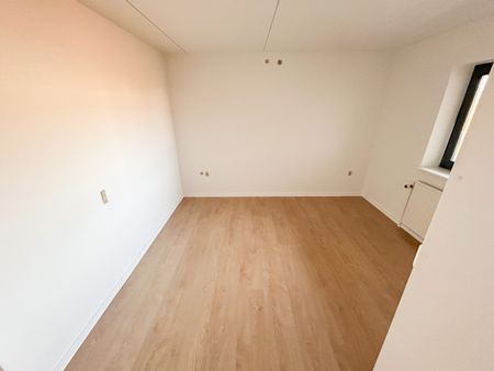 Lys og dejlig 2-værelses lejlighed med terrasse - Photo 4