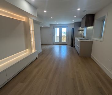 For Lease - 2577 Bridle Road, Oshawa, Ontario - Photo 6