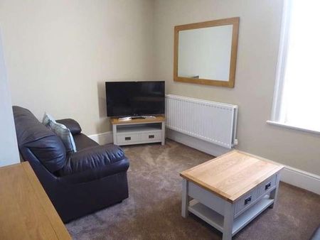 Victoria Park Apartments, Barrow-in-furness, LA14 - Photo 4