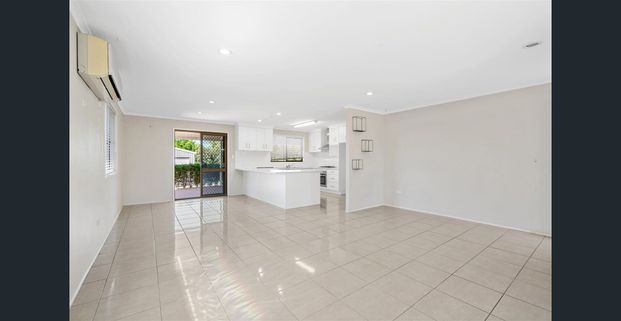Stunning Family Home in Gatton - Photo 1
