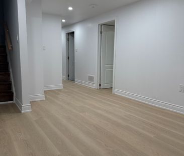 For Lease - 3145 Cantelon Crescent Unit# Basement, Mississauga, Ont... - Photo 5