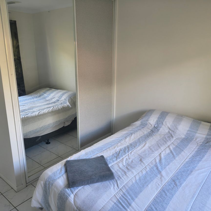 Andergrove - Photo 1