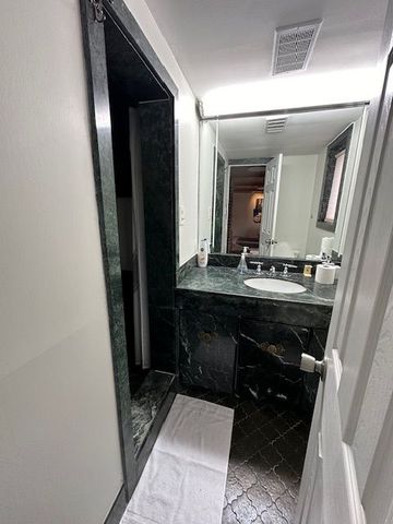 For Lease - 33 Wycliffe Crescent, Toronto, Ontario - Photo 3