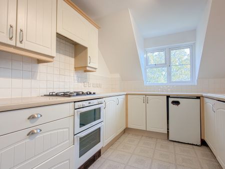 Branksome, Poole - Photo 4