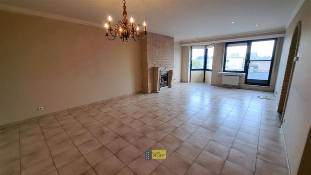 Lambrechtshoekenlaan 250, 2170, Merksem - Foto 1