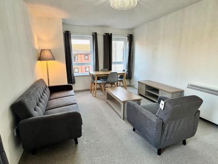 2 bedroom flat to rent - Photo 4